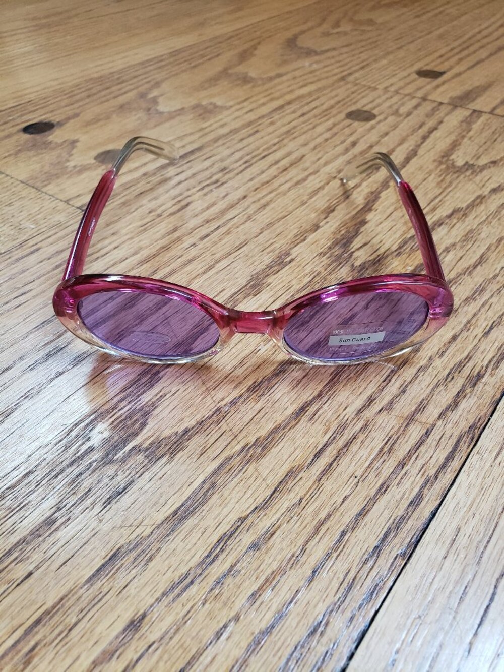 Vintage NOS Pink Ombre Oval Sunglasses Sun Guard UV Protection
